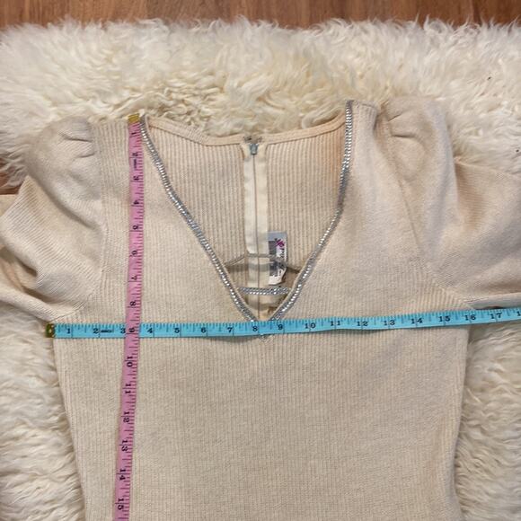 St John for Bullock’s Vintage Cream Long Sleeve Knit Midi Dress V-neck Sz 0 - Picture 4 of 11
